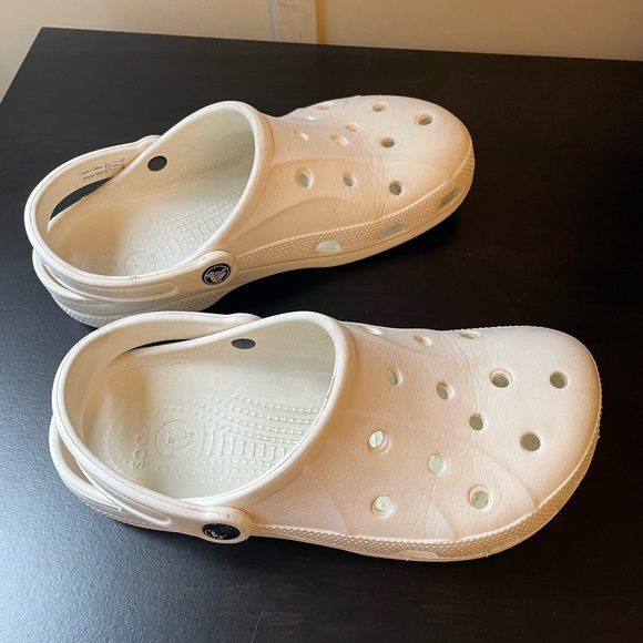 Classic White Crocs - Picture 8 of 9